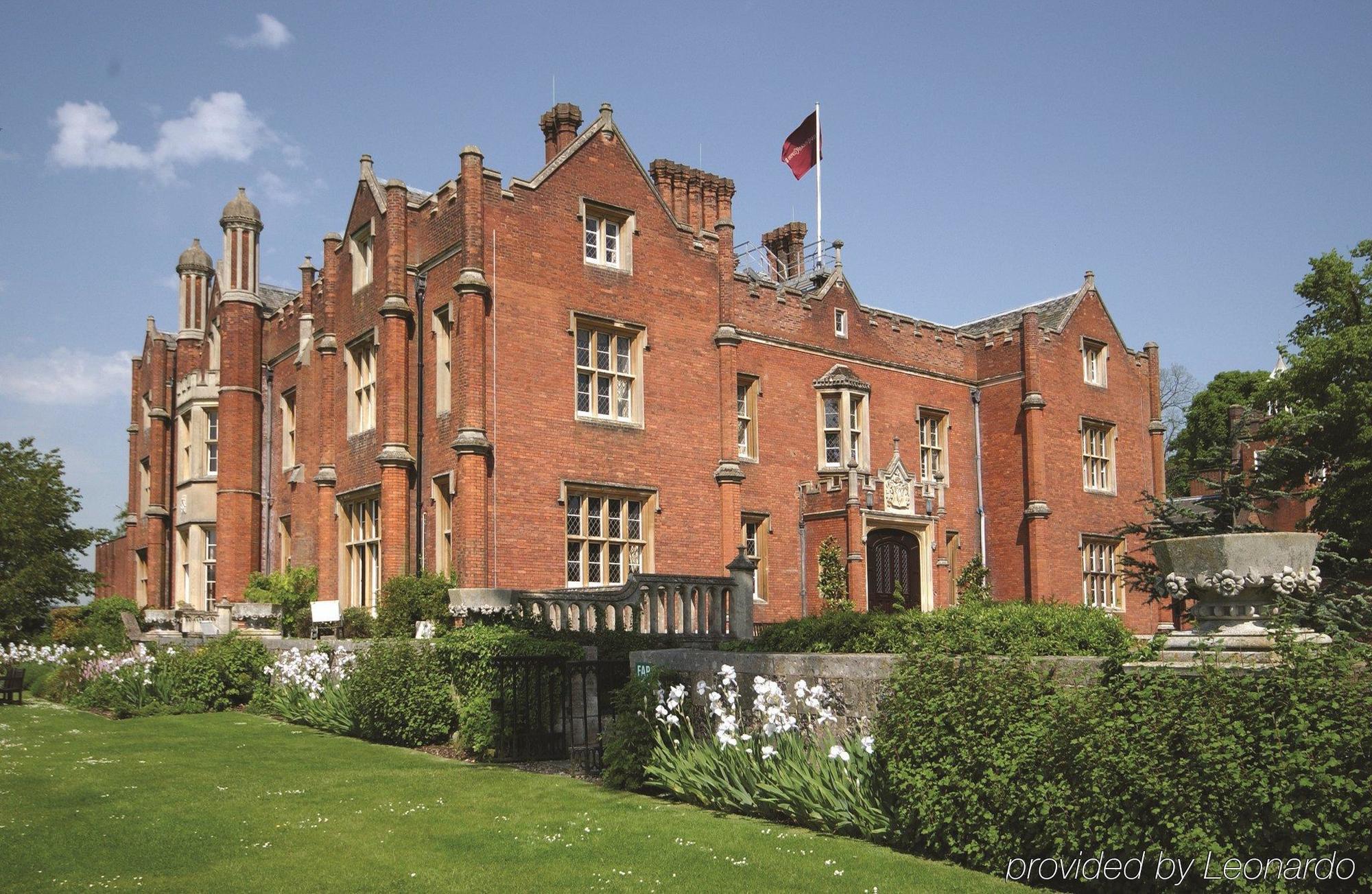 De Vere Latimer Estate Hotel Chesham Exterior photo